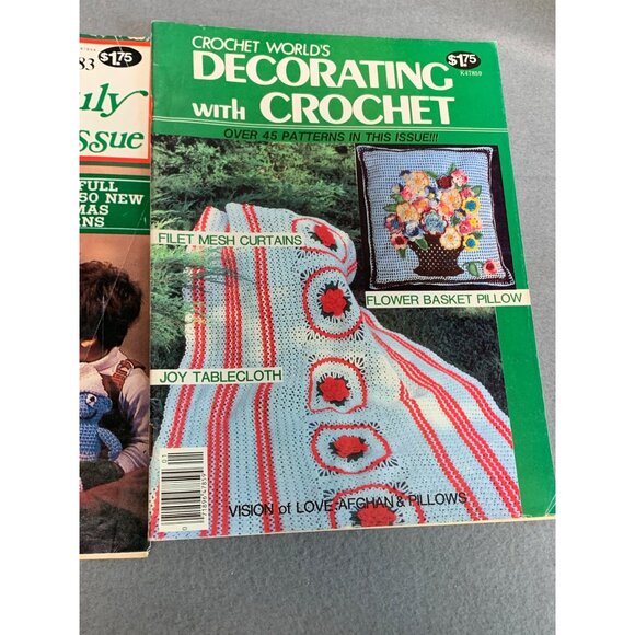Vintage Crochet World Magazines Lot - Decorating with Crochet & Christmas 80s - Picture 3 of 3